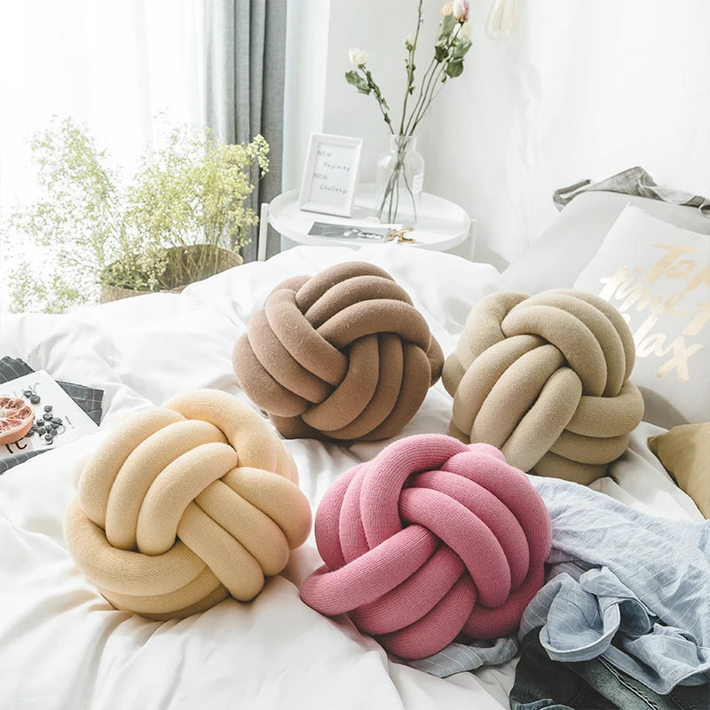 DIY Knot Pillow Ball