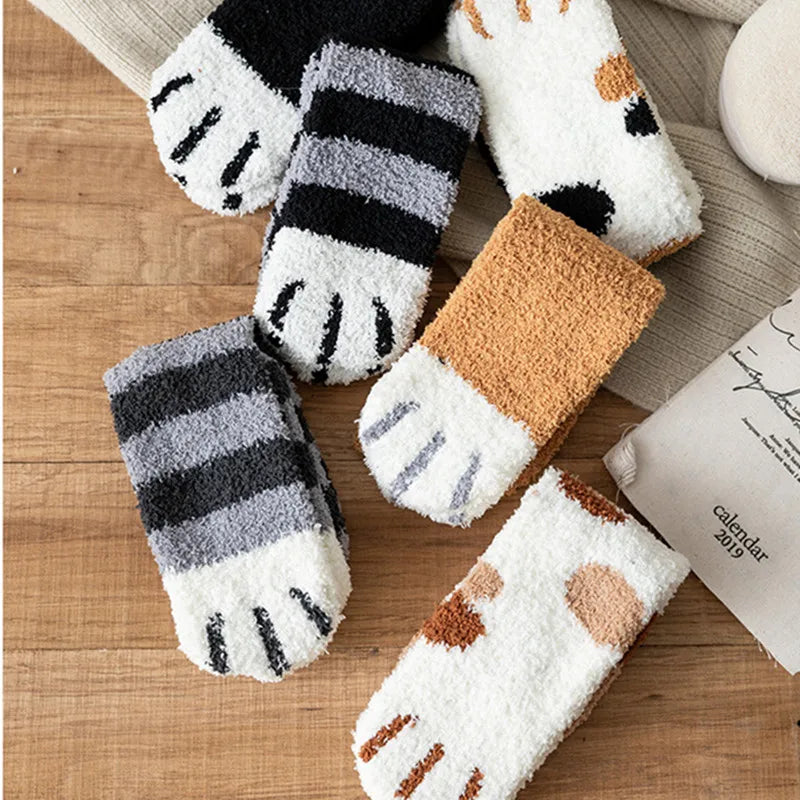 Dreamlikelin Cartoon Dog/Cat Paw Women's Fleece Socks - Cute & Warm ...