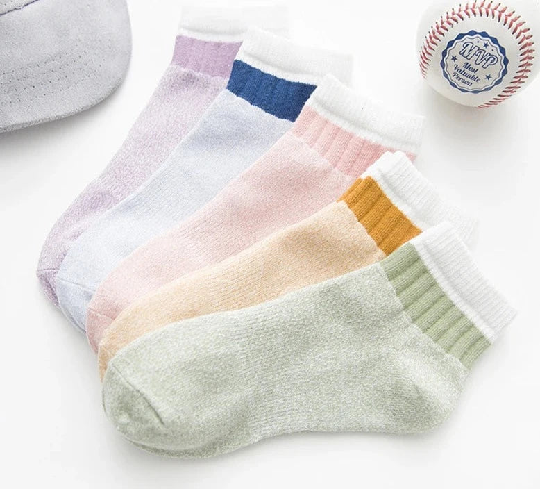 5 Pairs Women Soft Breathable Socks – Stylish Patchwork Design