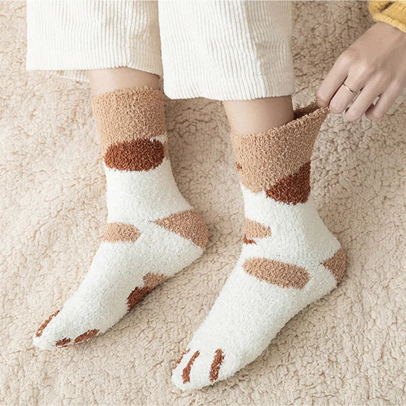 Dreamlikelin Cartoon Dog/Cat Paw Women's Fleece Socks - Cute & Warm