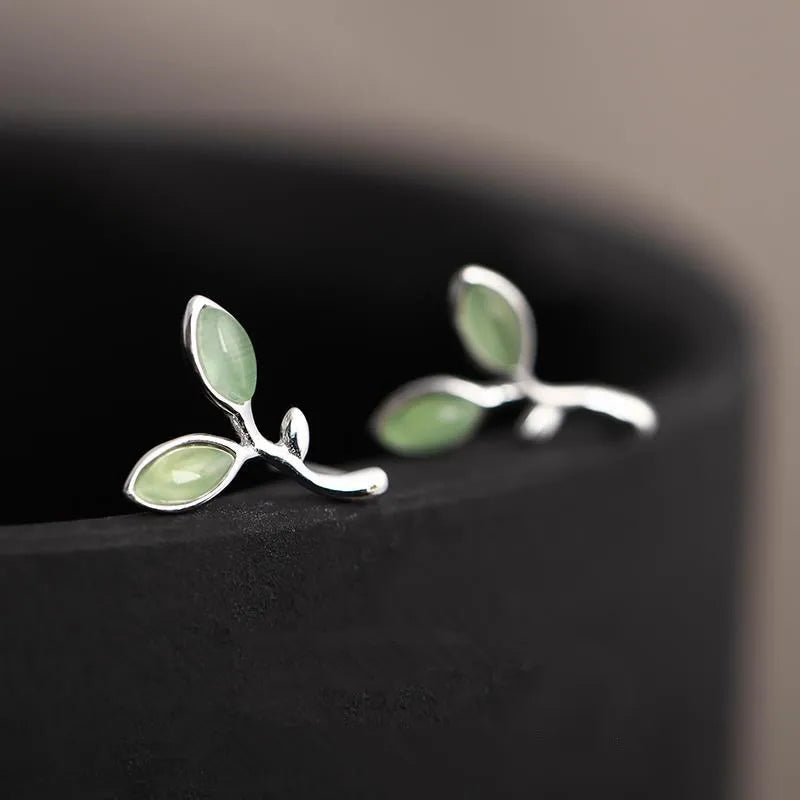 925 Sterling Silver Green Leaf Stud Earrings