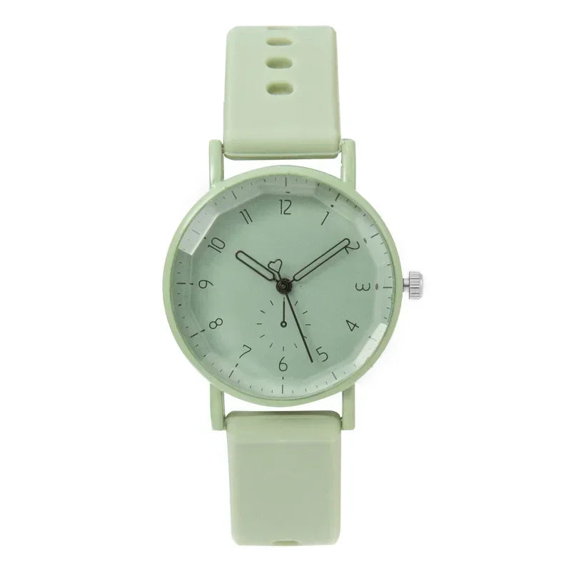 Women's Silicone Strap Quartz Watch - Fashion Student Sports