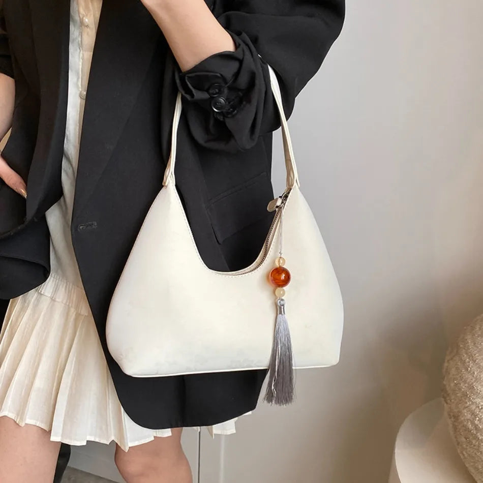 Trendy Designer Solid Shoulder Bags for Women