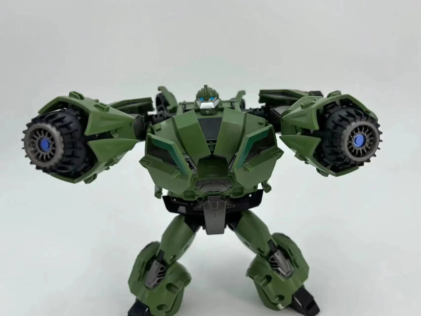 EW AC01R Bulkhead Robot Model Anime Figure Christmas Toy Gifts