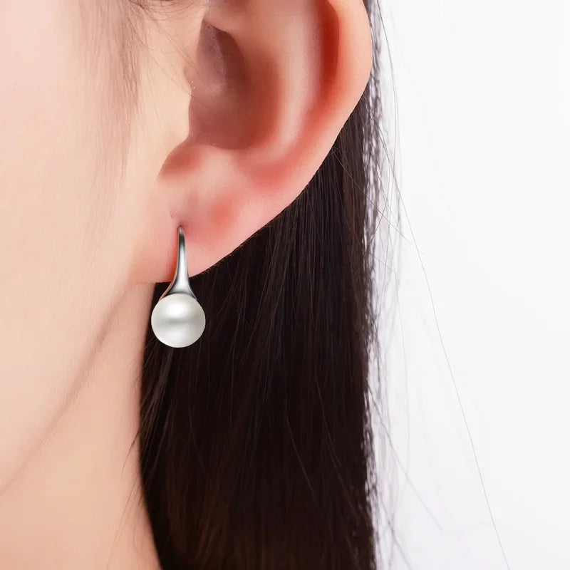 Stunning 925 Silver Needle Earrings with Freshwater Pearls