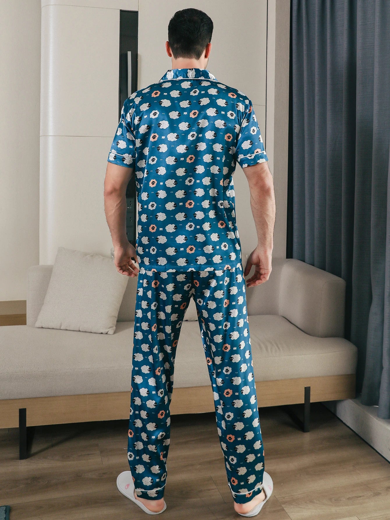 Men's Two-Piece Sleepwear Set –  Sheep Pattern Pants