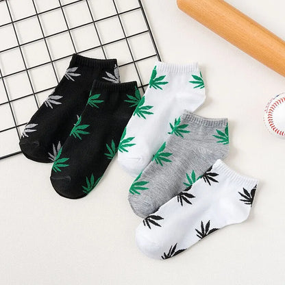 5 Pairs Maple Leaf Men's Short Trendy Socks