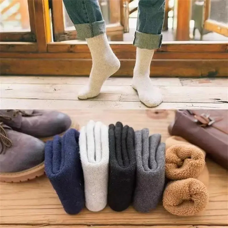 3 Pairs Men’s Wool Thermal Socks – Warm & Comfortable