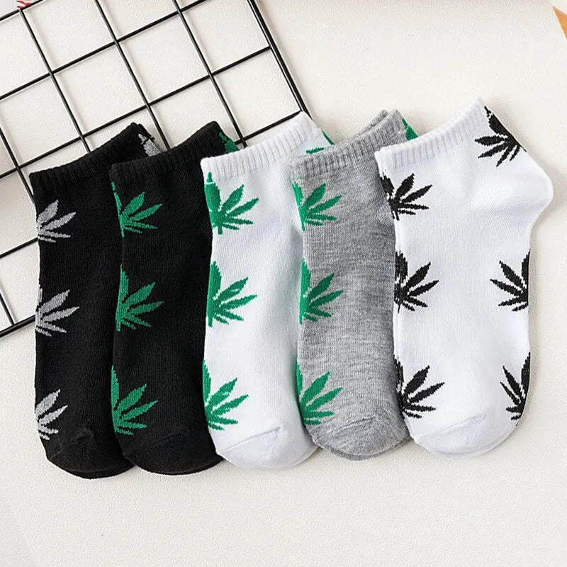 5 Pairs Maple Leaf Men's Short Trendy Socks