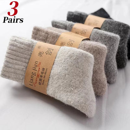 3 Pairs Men’s Wool Thermal Socks – Warm & Comfortable