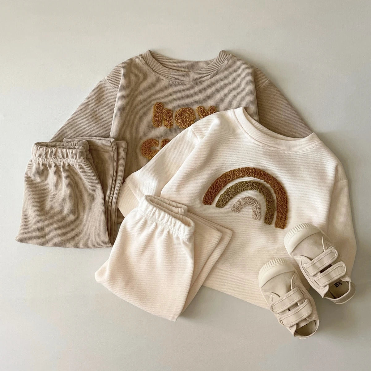 Two-Piece Casual Autumn Infant Set – Long Sleeve Top and Loose Pants