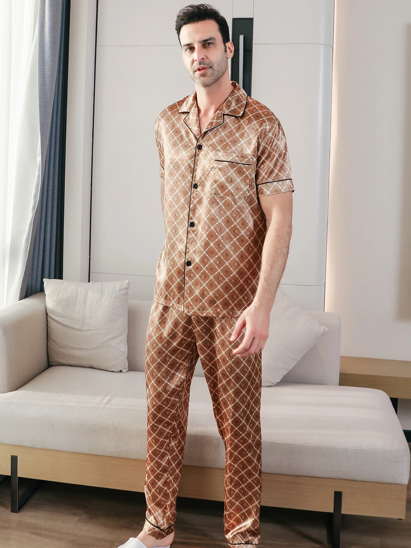 Men's Two-Piece – Short-Sleeved Top & Checkered Pants