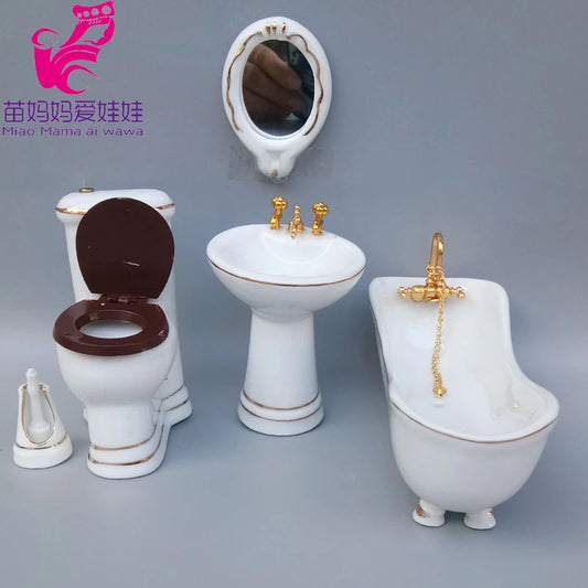 Mini Bathroom Model for Dolls