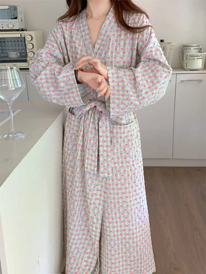 Women’s V-Neck Heart Print Bathrobe