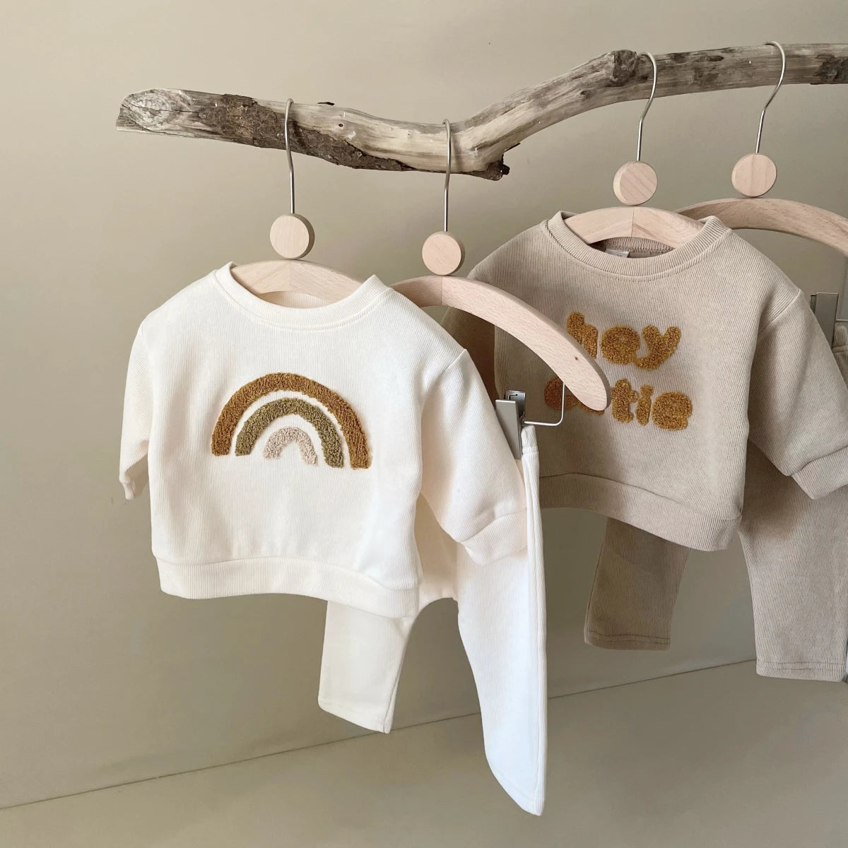 Two-Piece Casual Autumn Infant Set – Long Sleeve Top and Loose Pants