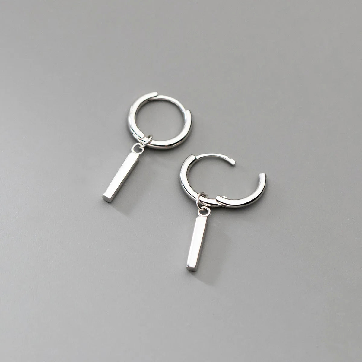 Elegant 925 Silver Needle Simple Hoop Earrings