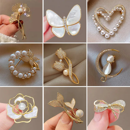 Elegant Tulip Flower Golden Brooch