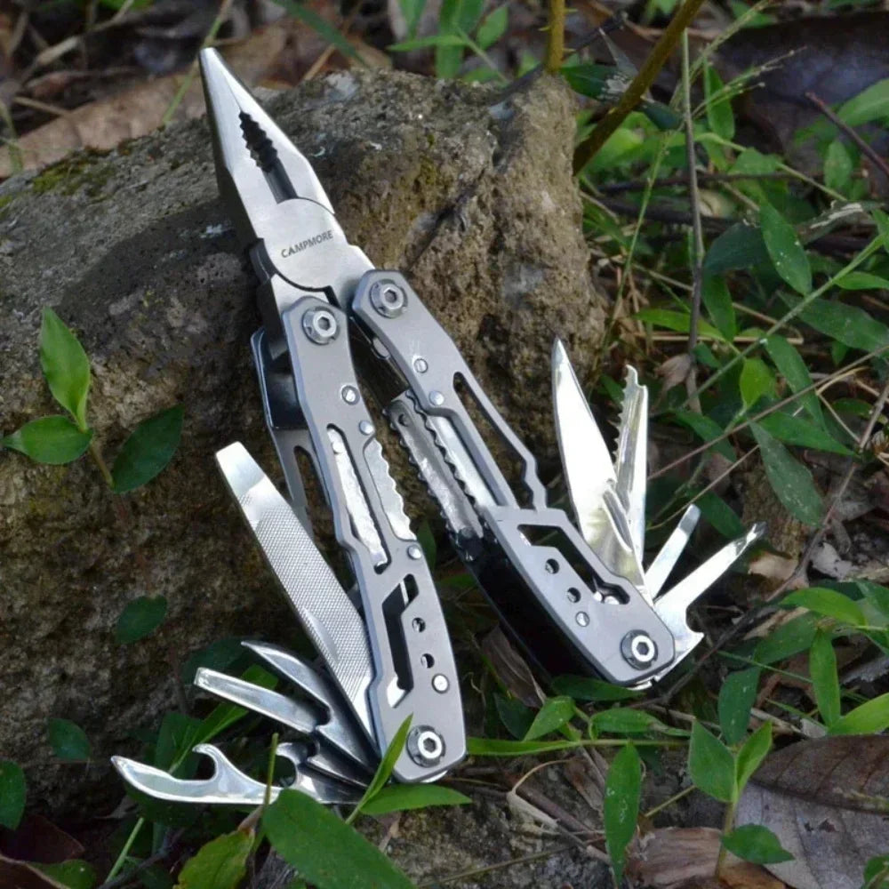 Outdoor Multitool – Portable Stainless Steel EDC Folding Multifunction Tool