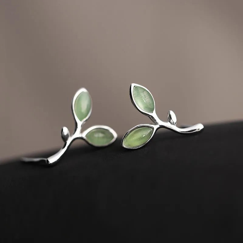 925 Sterling Silver Green Leaf Stud Earrings