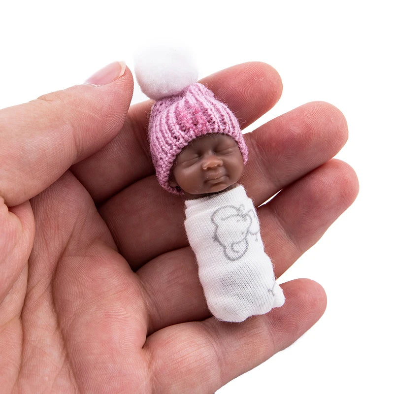 Simulation Newborn Baby PVC Ornament – Handle & Finger Toy