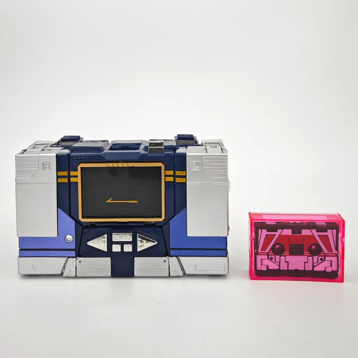 Soundwave G1 Transformation Action Figure