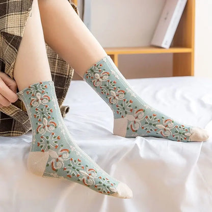 5 Pairs Women Vintage Floral Socks Set – Comfortable & Stylish