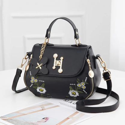 Trendy Shell-Shaped Handbag | Fashionable Embroidered Crossbody & Shoulder Bag for Women