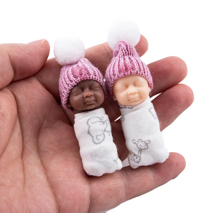 Simulation Newborn Baby PVC Ornament – Handle & Finger Toy