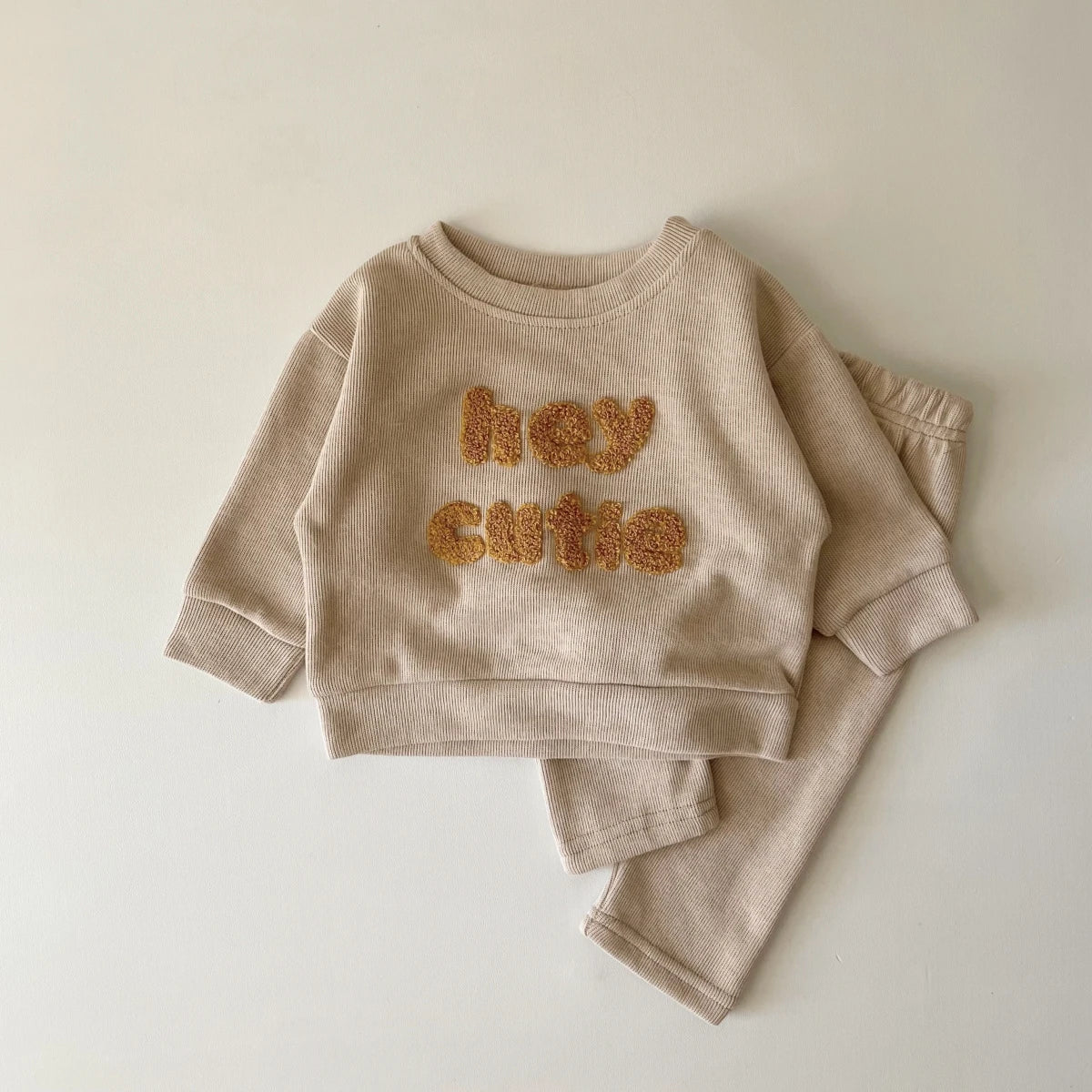 Two-Piece Casual Autumn Infant Set – Long Sleeve Top and Loose Pants