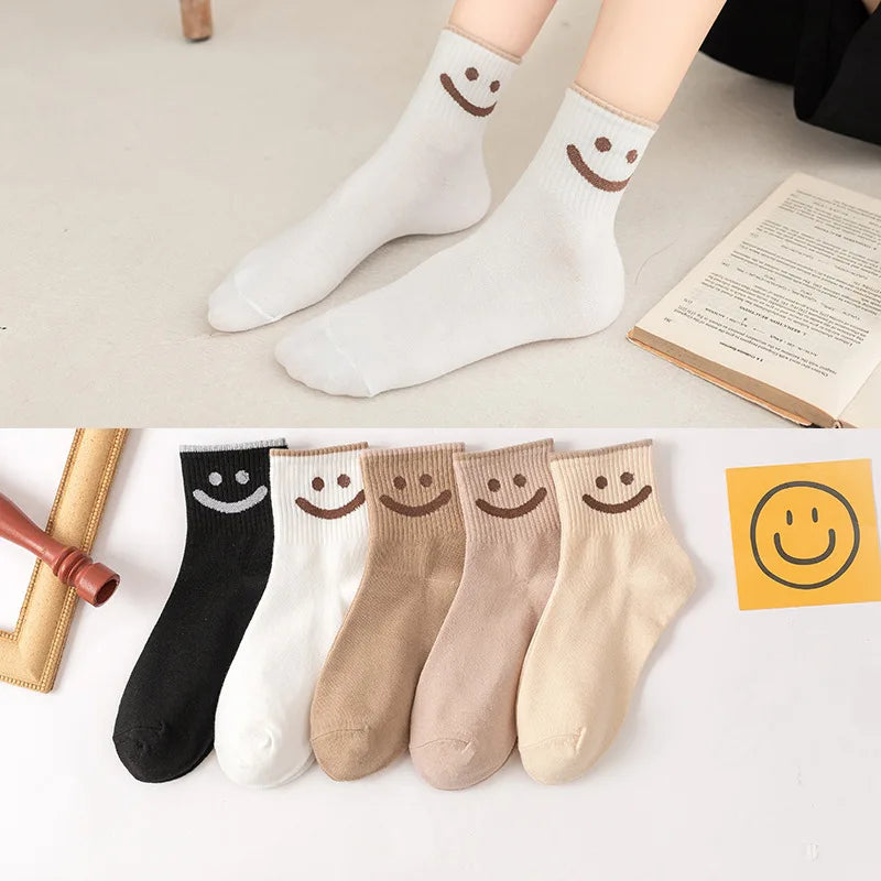 Female Smiling Face Casual Girl Middle Tube Socks