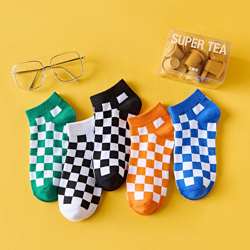 Street Fashion Squares Pattern Socks