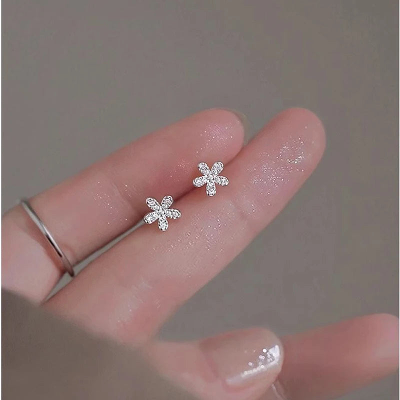 S925 Sterling Silver Zircon Heart Flower Stud Earrings for Women