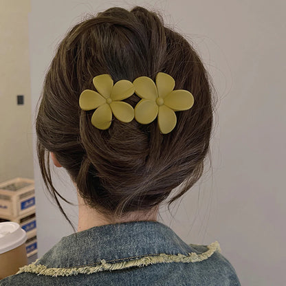 Frosted Flower Large Hair Clip