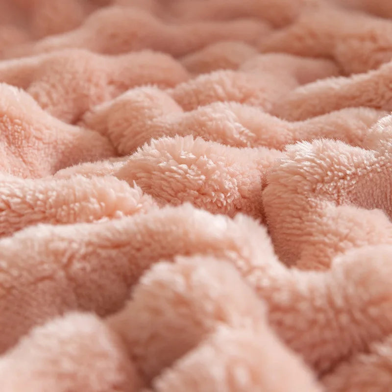 Summer Bubble Rabbit Flannel Blanket | High Weight Coral Velvet