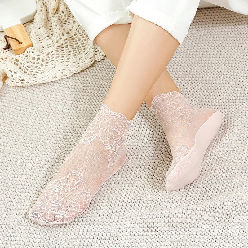 High-Quality Vintage Lace Floral Women's Short Socks