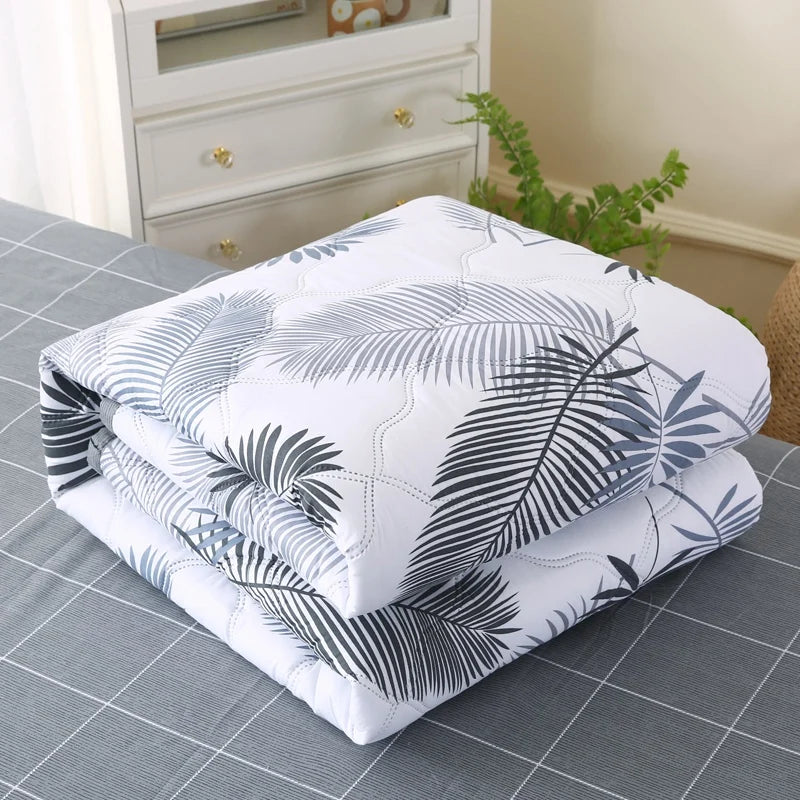 Soft Summer Quilt Set | Lightweight Breathable Comforter