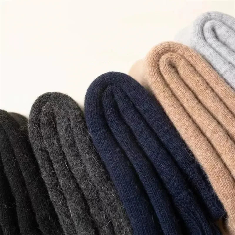 3 Pairs Men’s Wool Thermal Socks – Warm & Comfortable