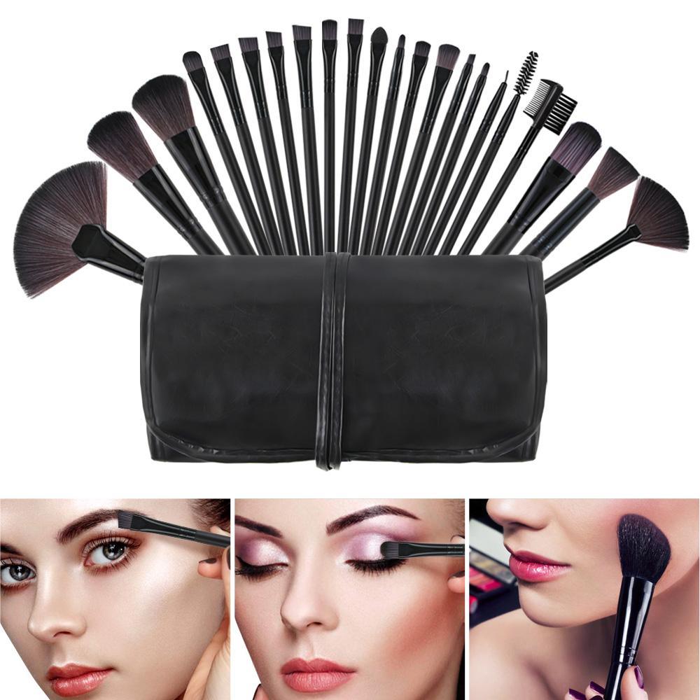 22 Piece Professional Makeup Brush Set – Synthetic & Wood Brushes