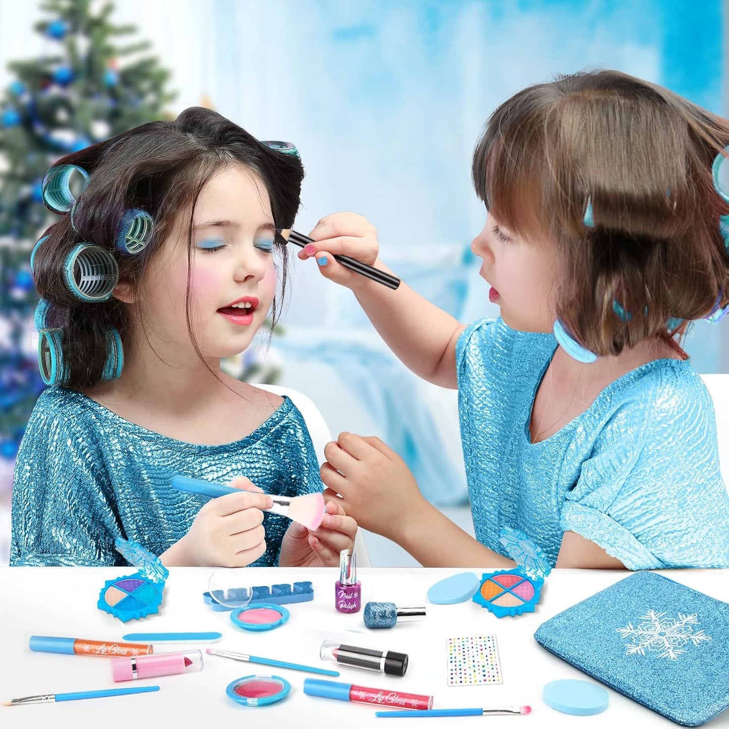 Kids Makeup Kit for Girls – Washable real makeup set featuring Frozen-themed toys for ages 4-8. This starter kit encourages imaginative play and is perfect for little princesses!