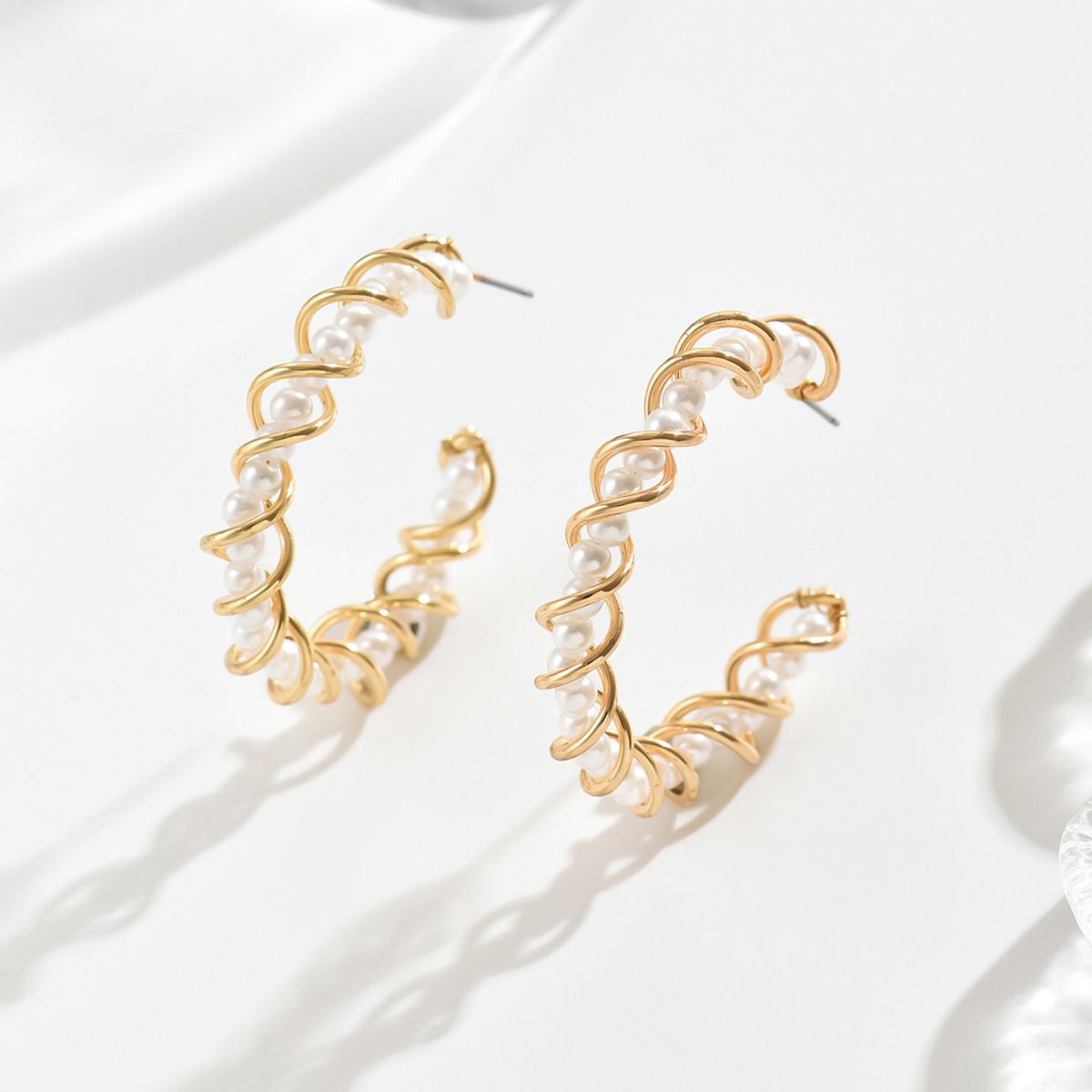 Gold Pearl Hoop Earrings – Elegant, Stylish & Lightweight Jewelry